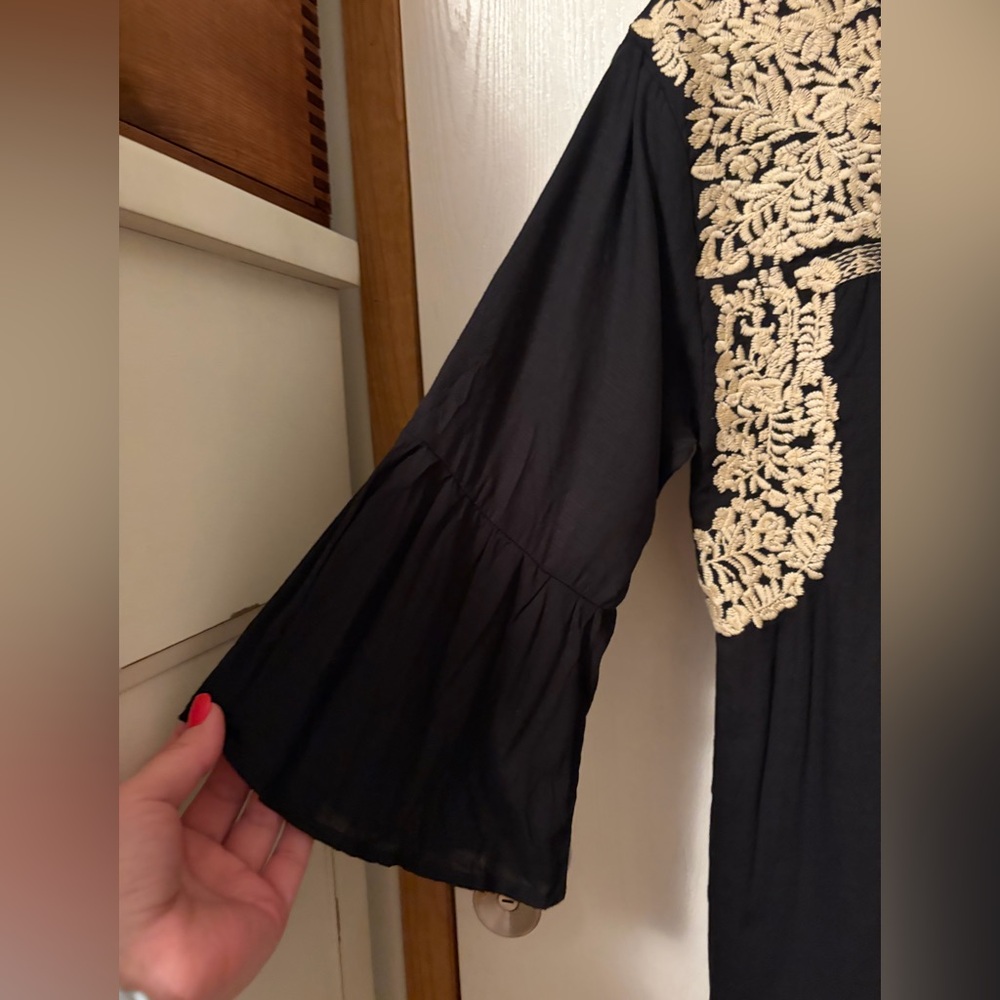J. Marie Black Embroidered Linen Blend Tunic Dress with Cream Floral Yoke Large - Picture 3 of 11